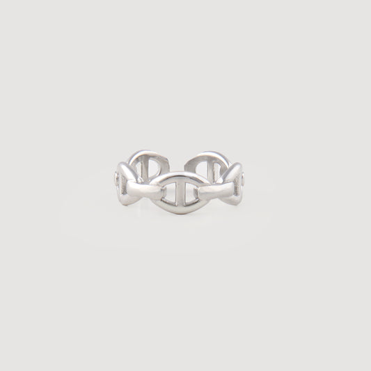White Monte-Carlo Ring